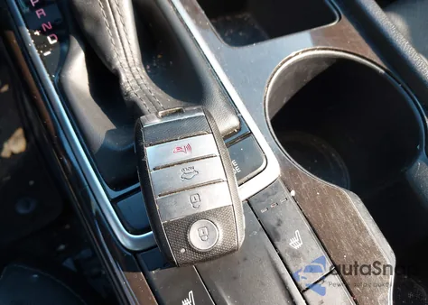 2016 Kia Optima Ex z USA, uszkodzony, nr VIN 5XXGU4L32GG022414